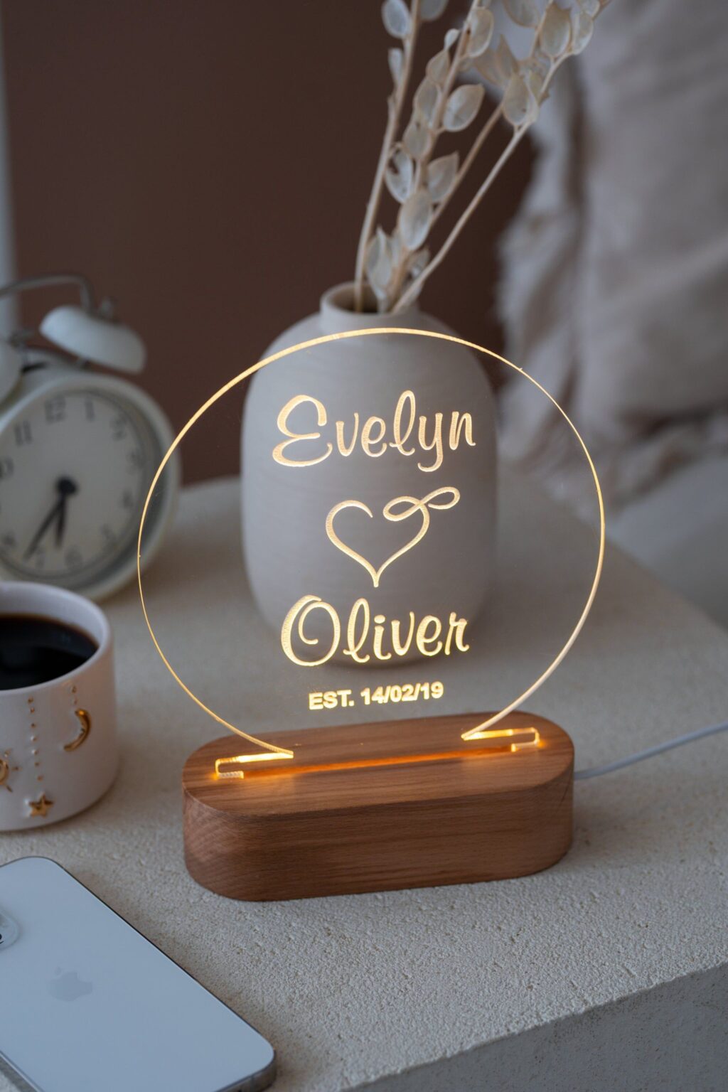 Customized Couple Acrylic Led Stand
