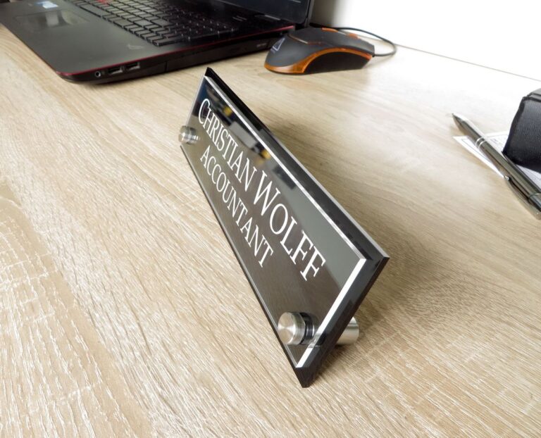 Clear Acrylic Desk Name Stand